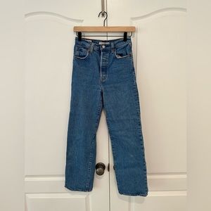 Levi’s Ribcage Straight Ankle Women's Jeans
Color: Jazz Pop 
Size: 26W x 29L